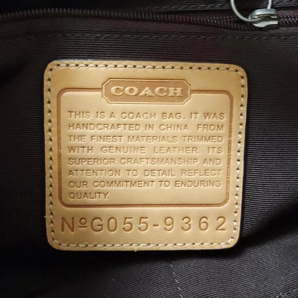 Auth COACH Signature Soft Slim Duffle 9362 Khaki Light Brown Jacquard Leather - Picture 8 of 10